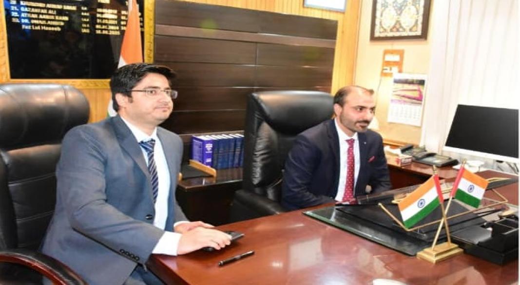 Dr. Basharat Qayoom, assumes Charge as Commissioner SMC, CEO SSCL