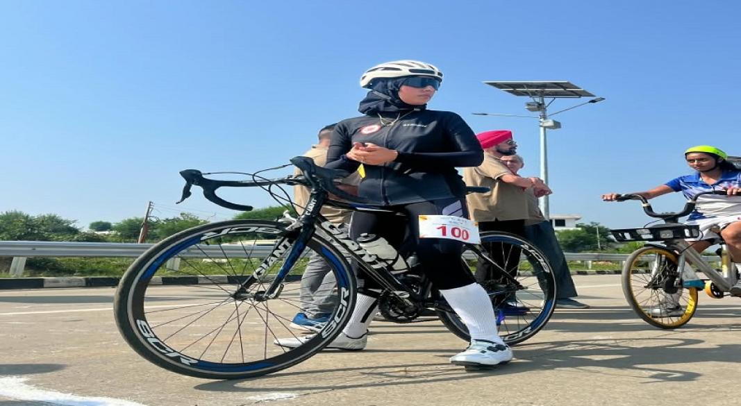 Baramulla Cyclist Ulfat Mushtaq Strikes Gold in Jammu